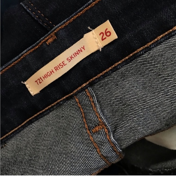 LEVIS | 721 Indigo Blue Mid Rise Skinny Cropped Jeans - Picture 3 of 4